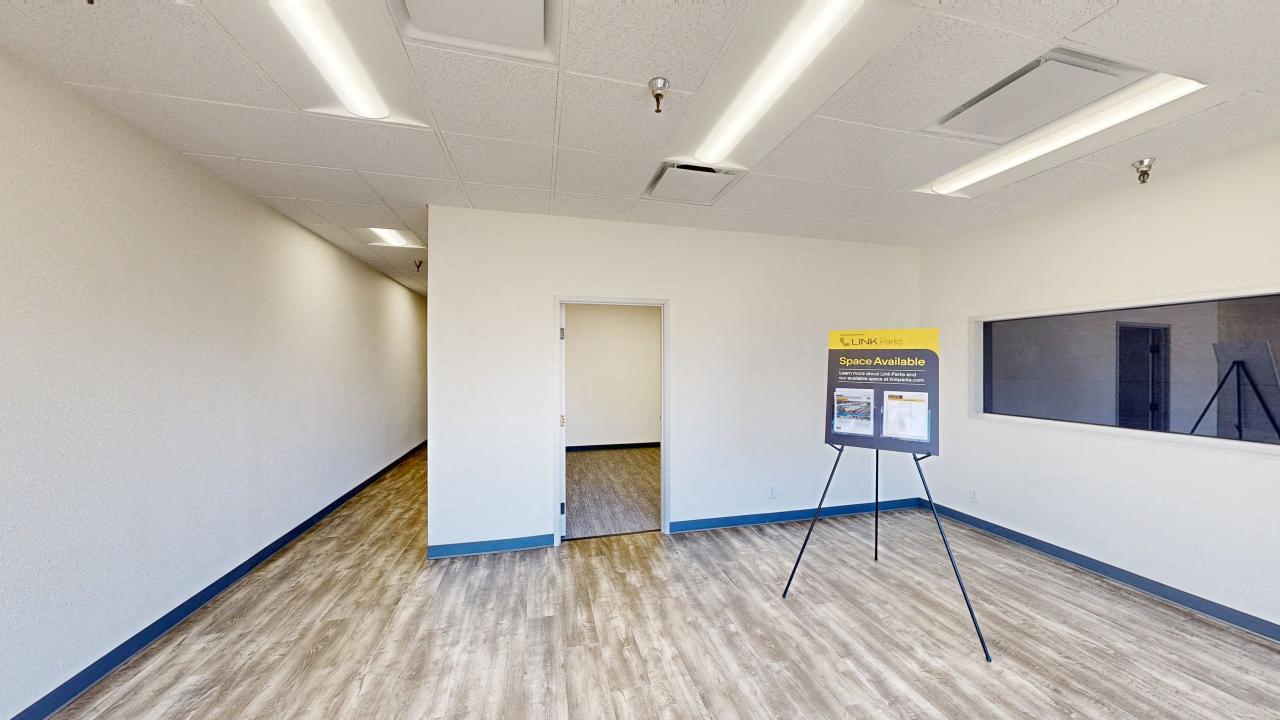14,400 SF Industrial Space in Hayward, CA Photo